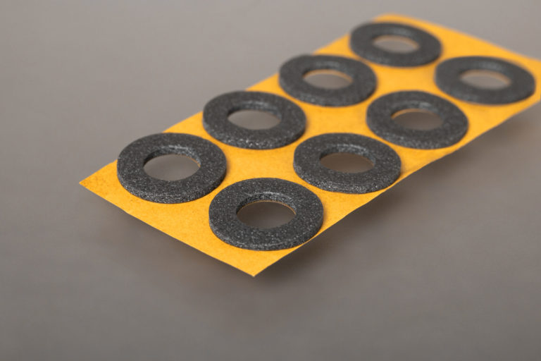 Stanzteil Ringe Kiss Cut horizontal /products/rubber/rubber-solutions/punched-parts-blanks/